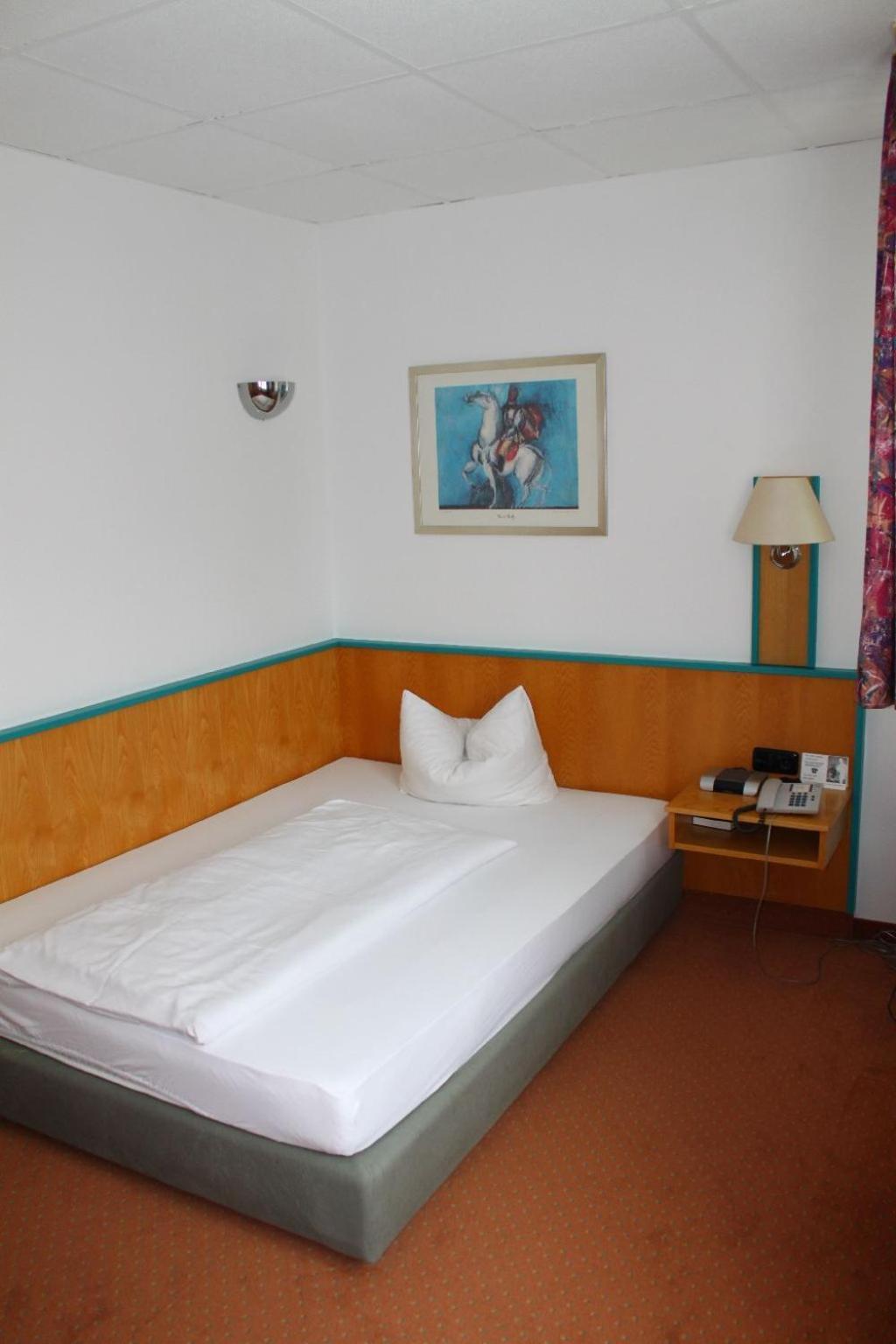 Hotel Alpha Nuremberg Bilik gambar